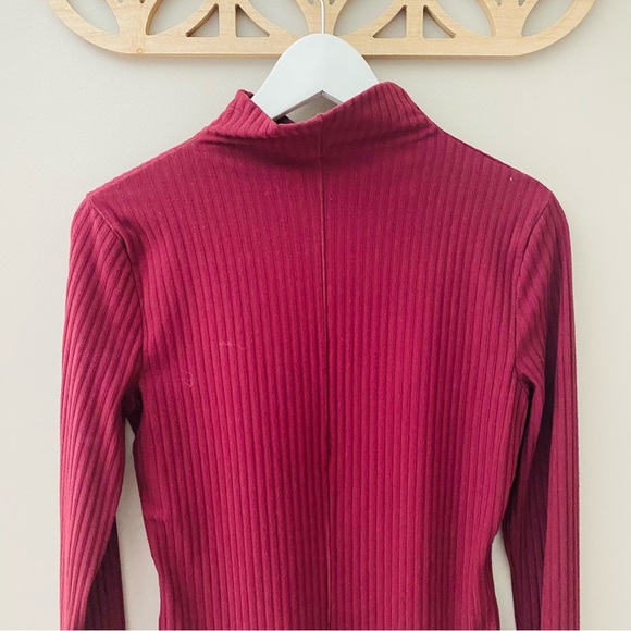 Madewell Ribbed Long Sleeve Turtle Neck Top Maroon Sz Medium - Picture 8 of 9